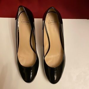 JOAN & DAVID, Excellent condition women’s size 8 black patent leather platforms